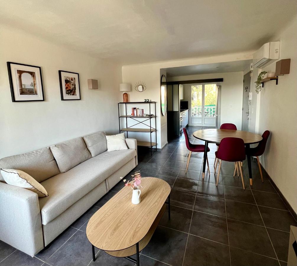 Joli T2 Proche Et Parking Prive * Bandol